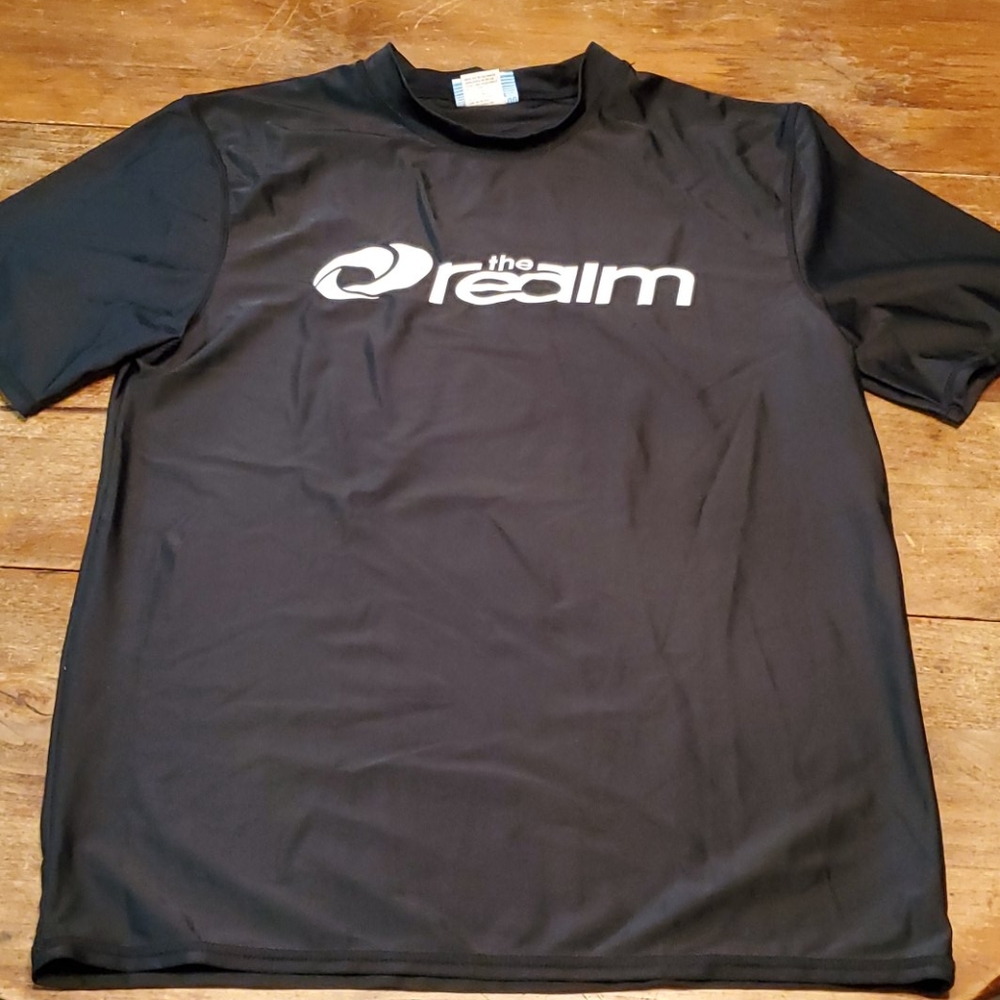 The Realm rashy size XL
